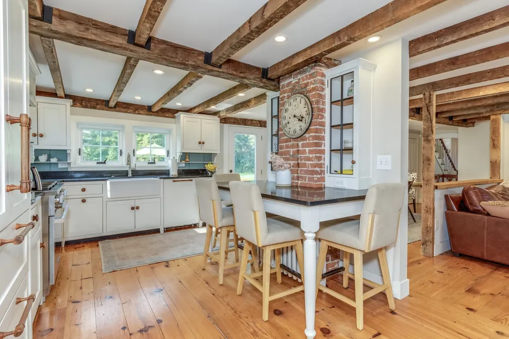 61 Mountain Road Concord NH 03301