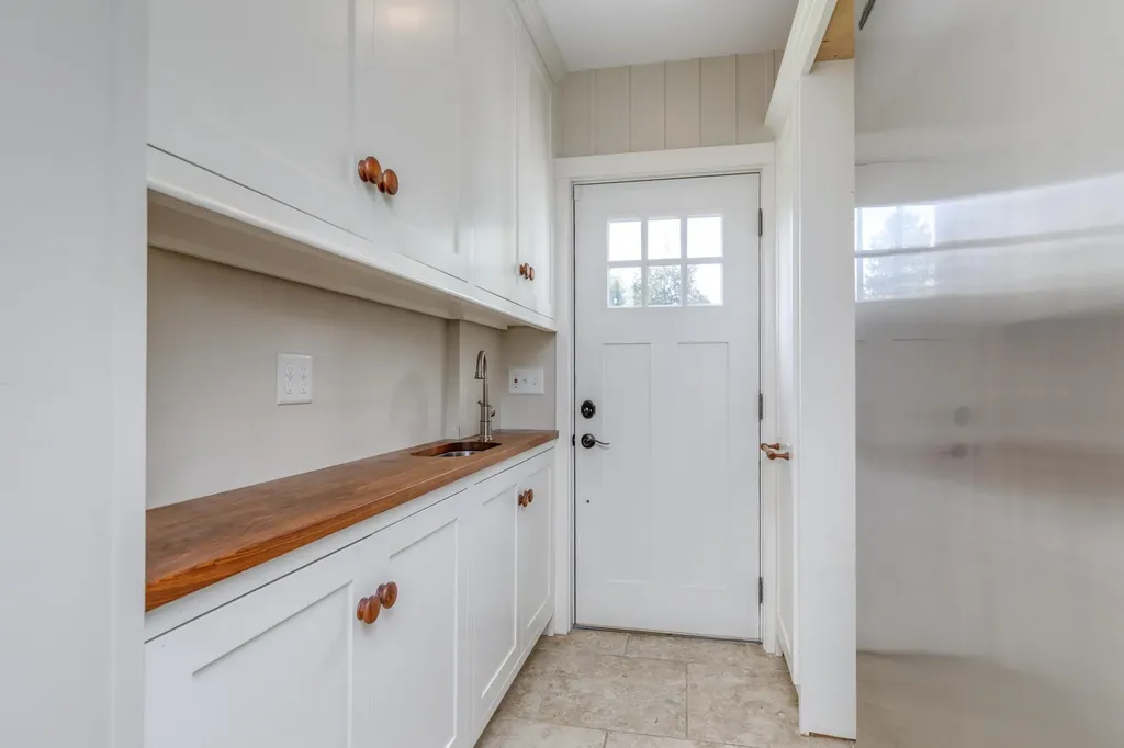 61 Mountain Road Concord NH 03301