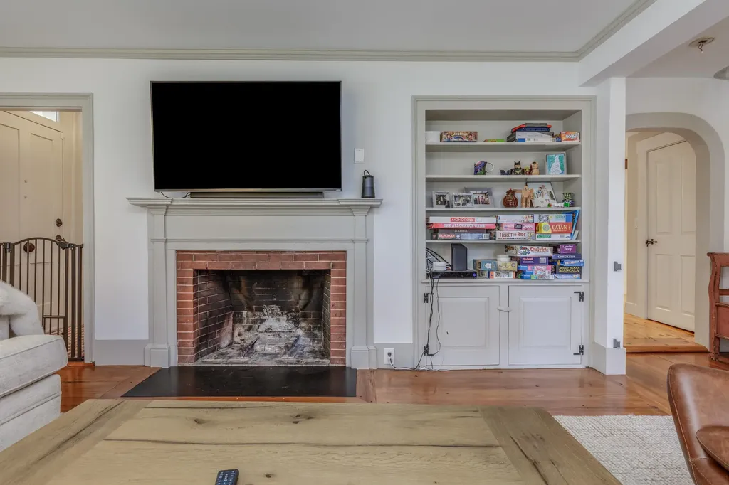 61 Mountain Road Concord NH 03301