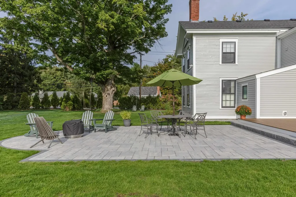 61 Mountain Road Concord NH 03301