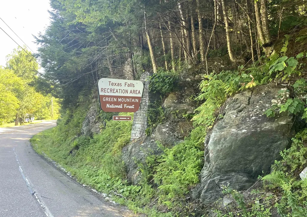 3106 Vt Route 125 Hancock VT 05748