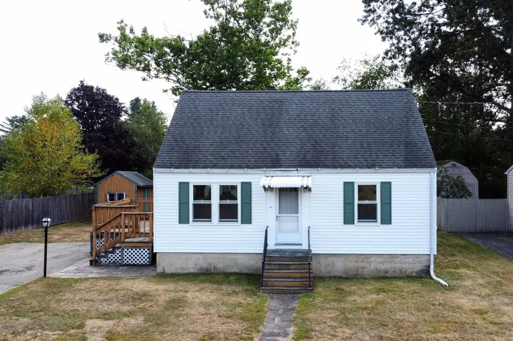 21 Laurier Street Somersworth NH 03878