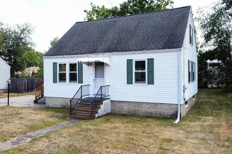 21 Laurier Street Somersworth NH 03878
