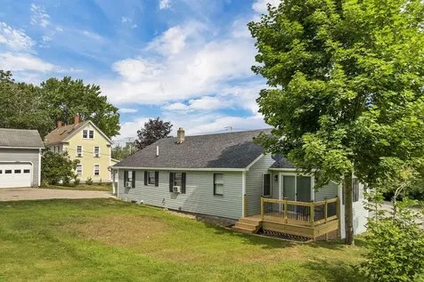 61 Lehner Street Wolfeboro NH 03816