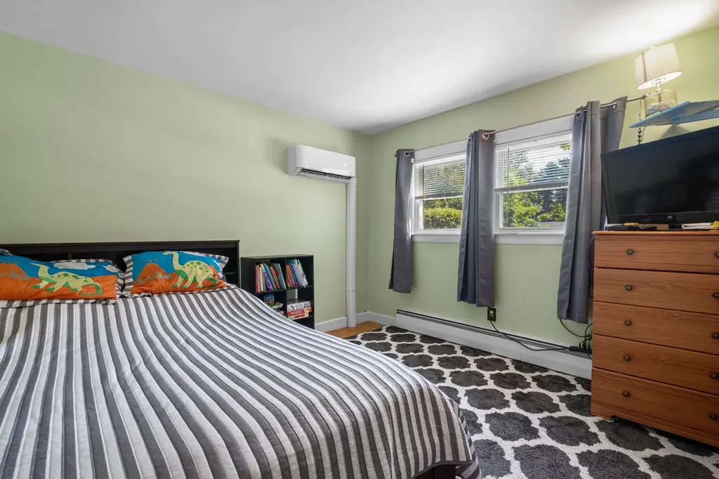 20 Messer Avenue Salem NH 03079