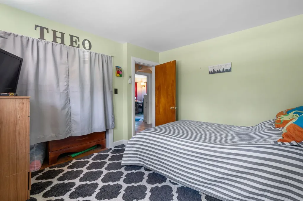 20 Messer Avenue Salem NH 03079
