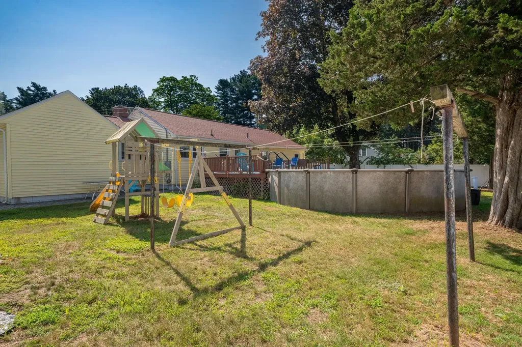 20 Messer Avenue Salem NH 03079