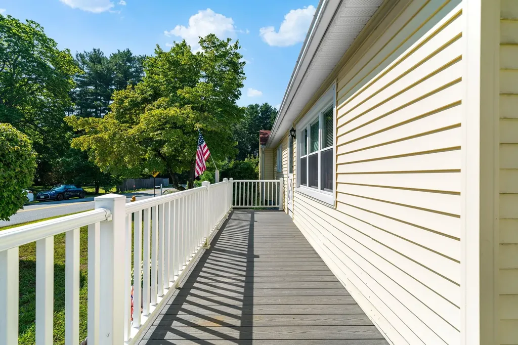 20 Messer Avenue Salem NH 03079