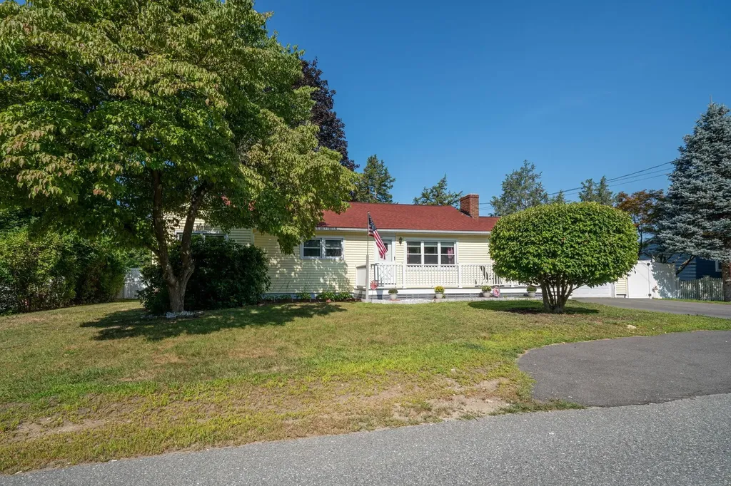 20 Messer Avenue Salem NH 03079