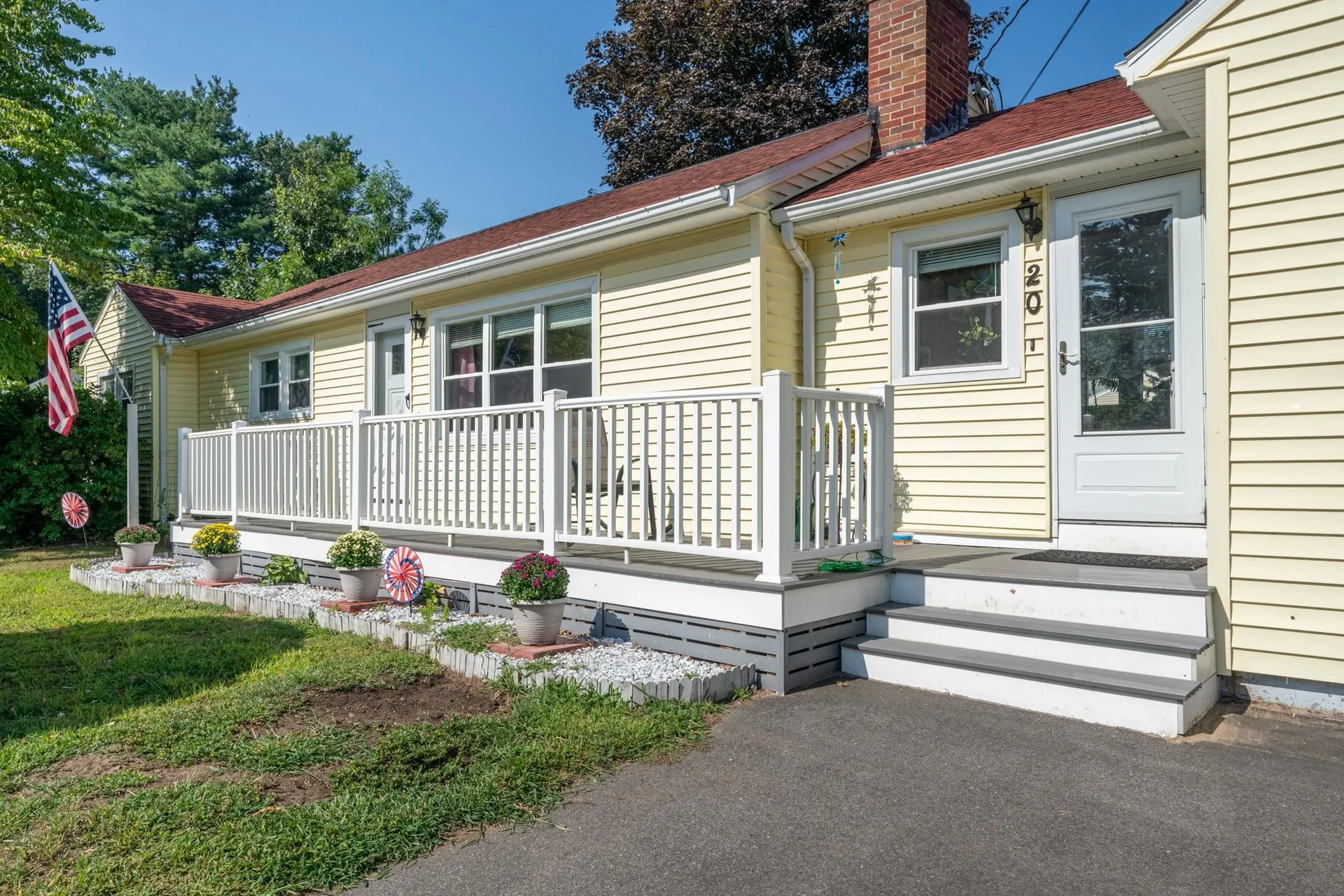 20 Messer Avenue Salem NH 03079