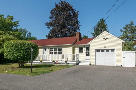 20 Messer Avenue Salem NH 03079