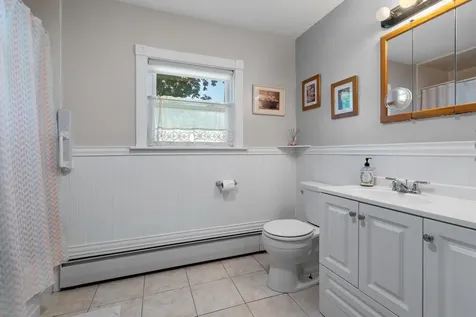 20 Messer Avenue Salem NH 03079