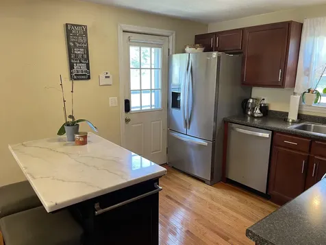 37 Folly Brook Terrace Kingston NH 03848