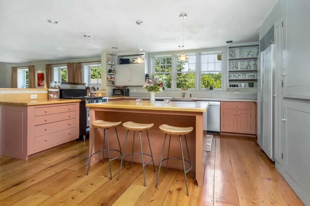 15 Brigham Hill Road Norwich VT 05055