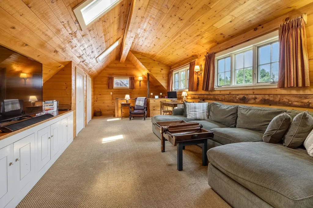 15 Brigham Hill Road Norwich VT 05055