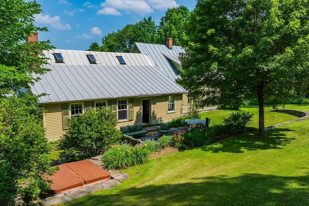 15 Brigham Hill Road Norwich VT 05055