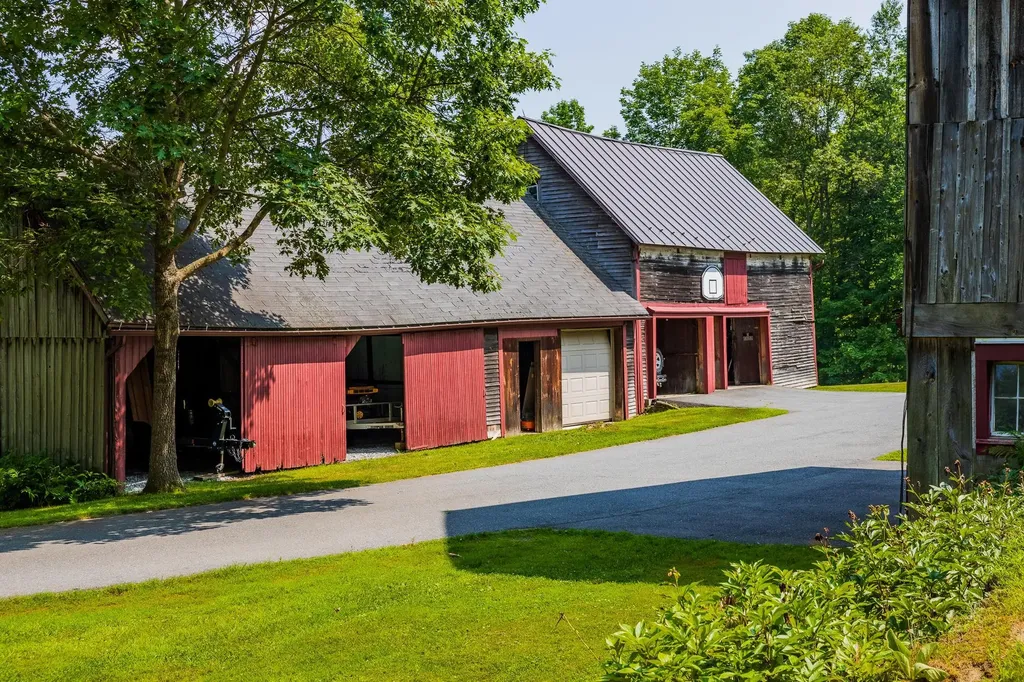 15 Brigham Hill Road Norwich VT 05055