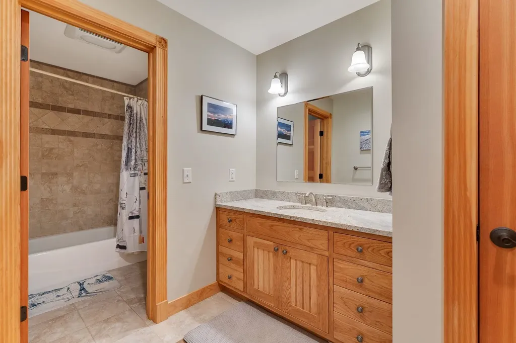 353 Boulder Pass Warren VT 05674