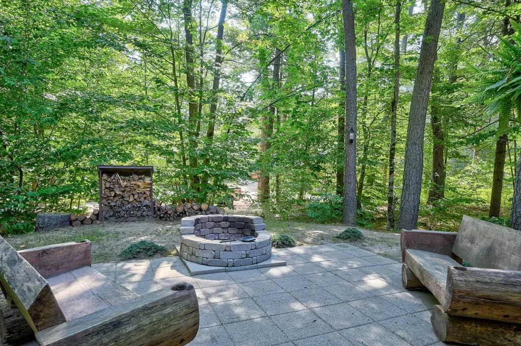 10 Alexander Avenue Madison NH 03875