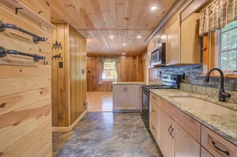 10 Alexander Avenue Madison NH 03875