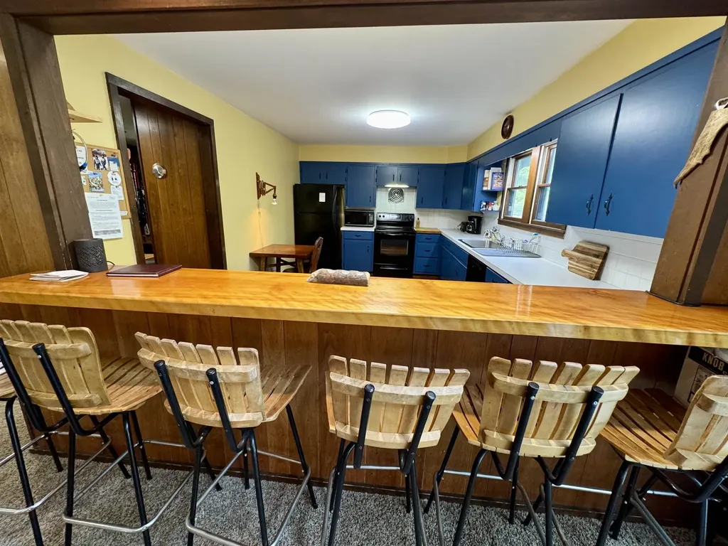 345 Village Road Fayston VT 05673