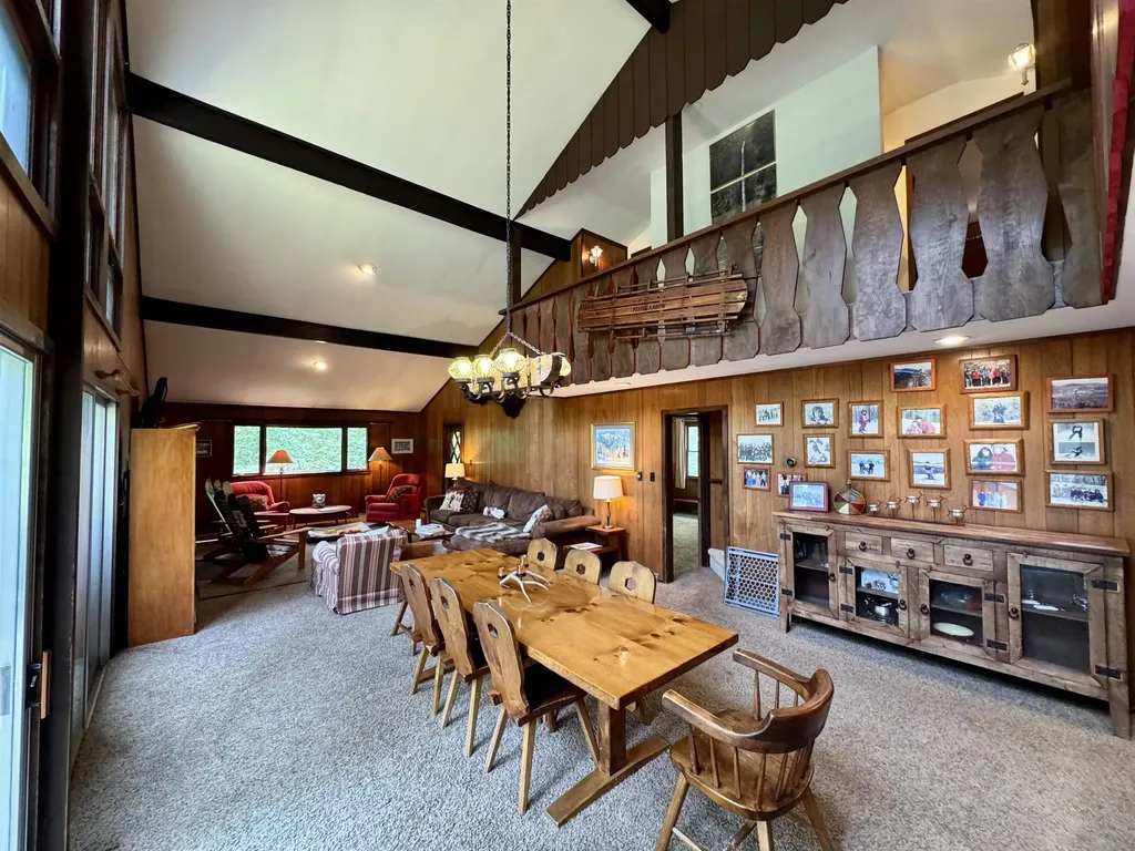 345 Village Road Fayston VT 05673