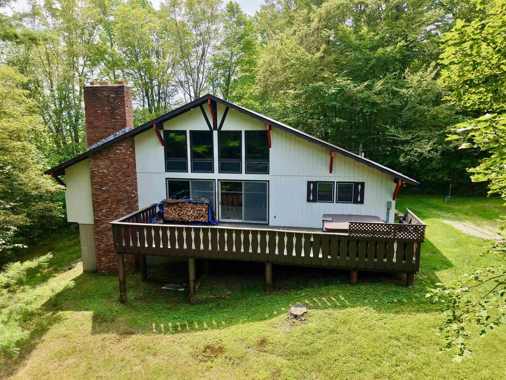 345 Village Road Fayston VT 05673