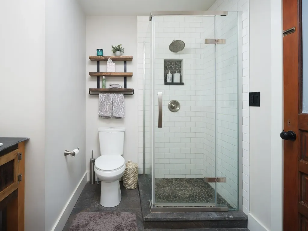 1274 Hooker Road Leicester VT 05733