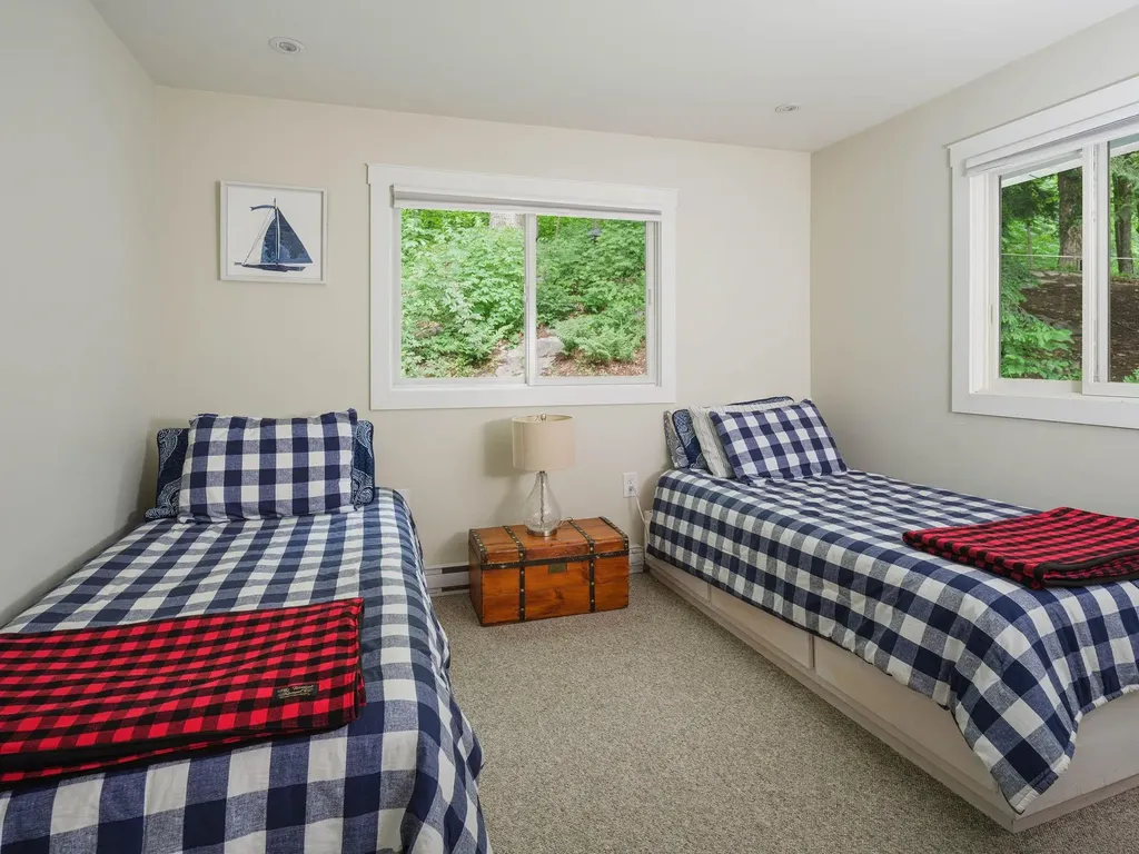 1274 Hooker Road Leicester VT 05733