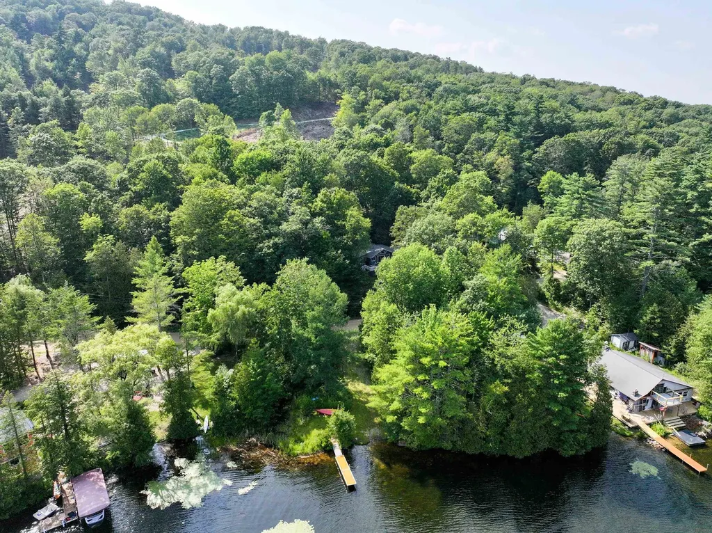 1274 Hooker Road Leicester VT 05733