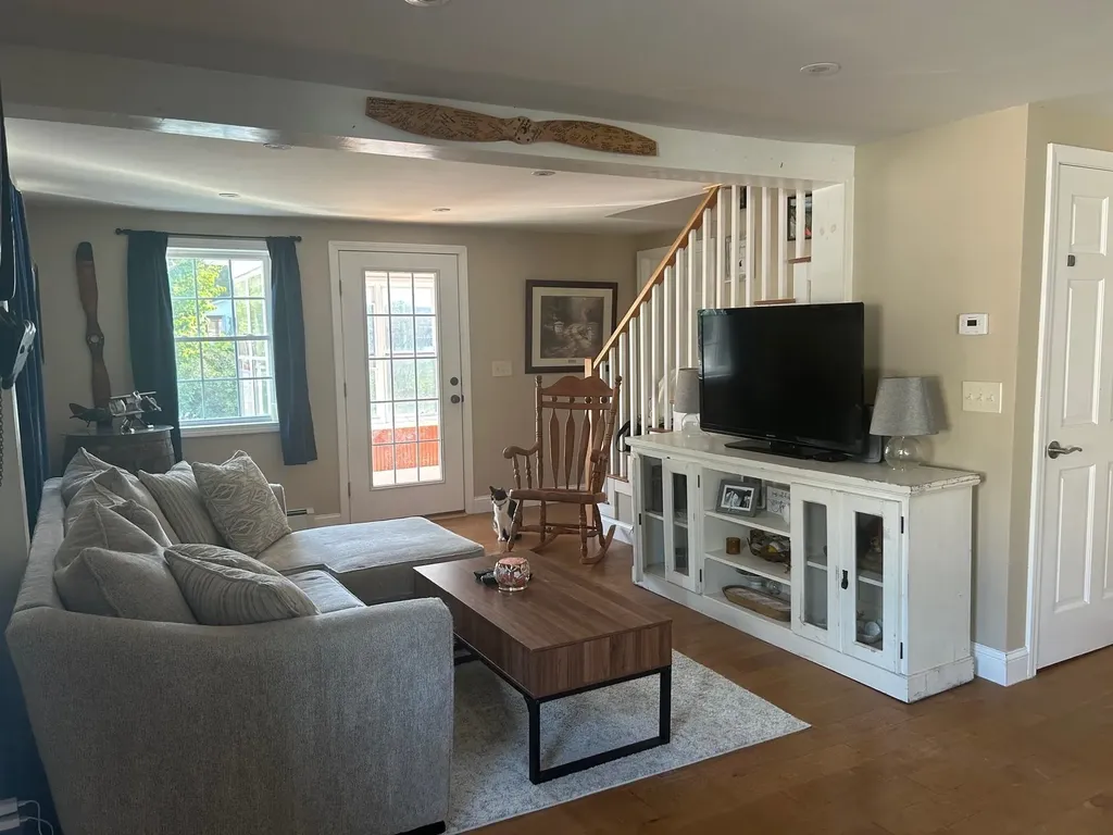 172 Nh-rte 123 Marlow NH 03456