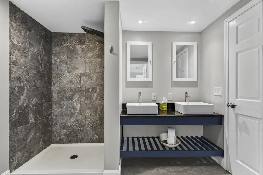 172 Nh-rte 123 Marlow NH 03456