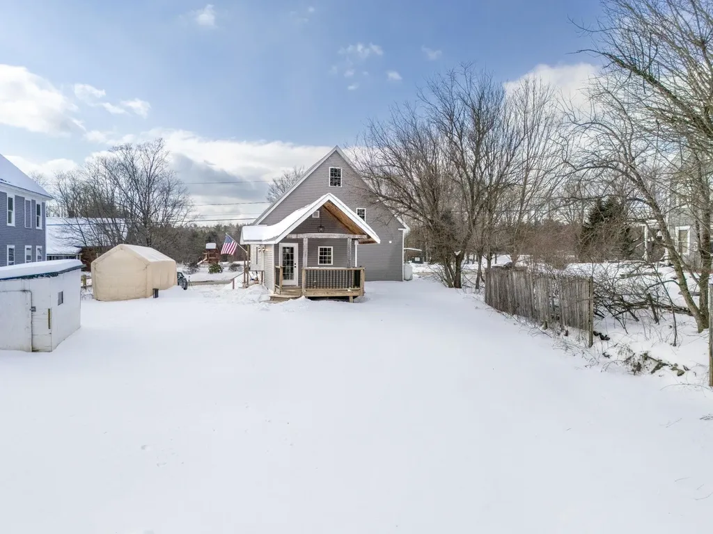 172 Nh-rte 123 Marlow NH 03456