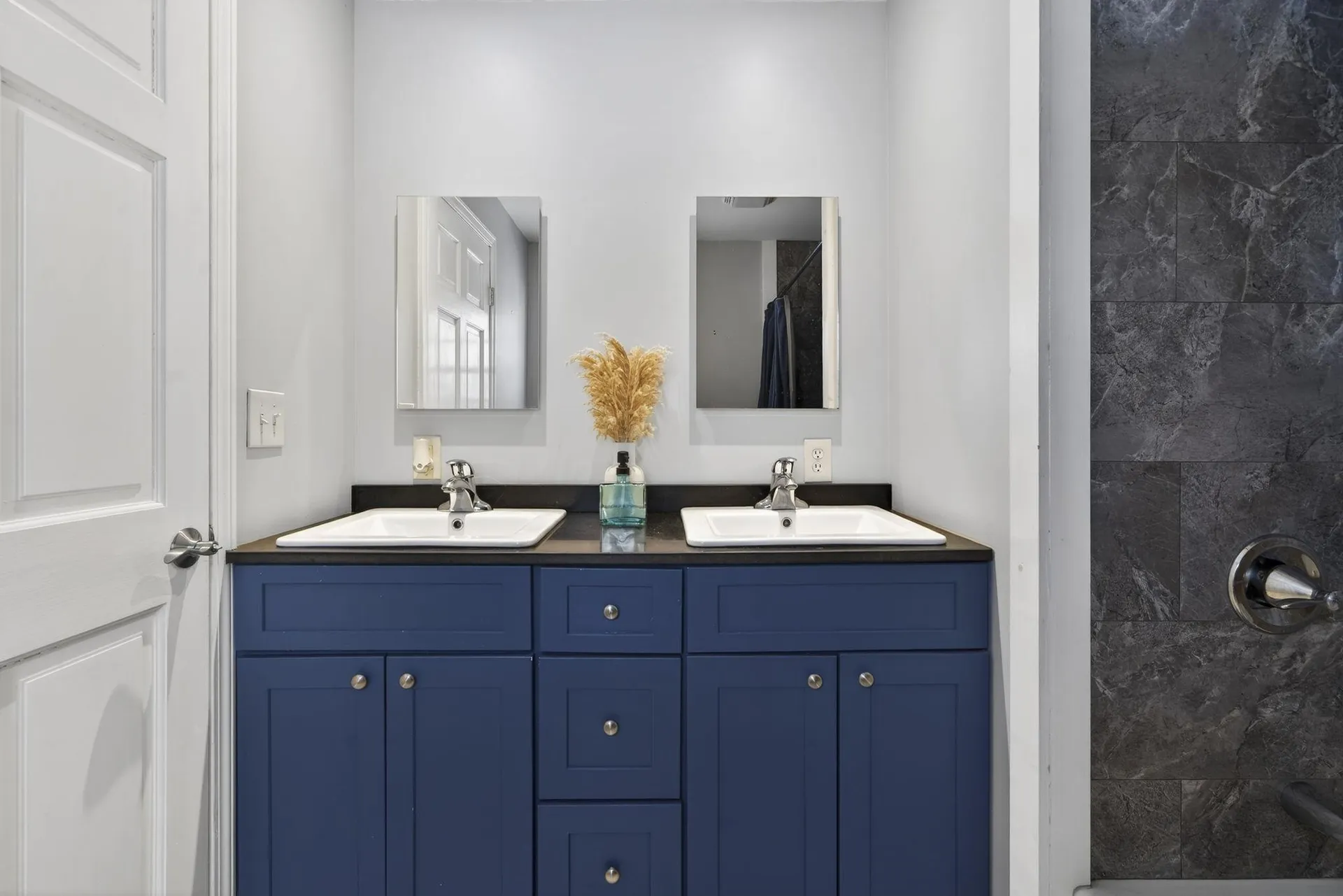 172 Nh-rte 123 Marlow NH 03456