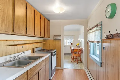 32 Ells Road Hampstead NH 03841