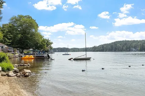 32 Ells Road Hampstead NH 03841