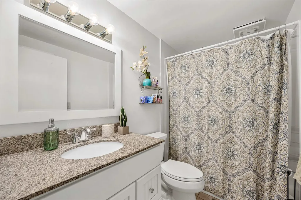 1134 Crosstown Road Berlin VT 05602