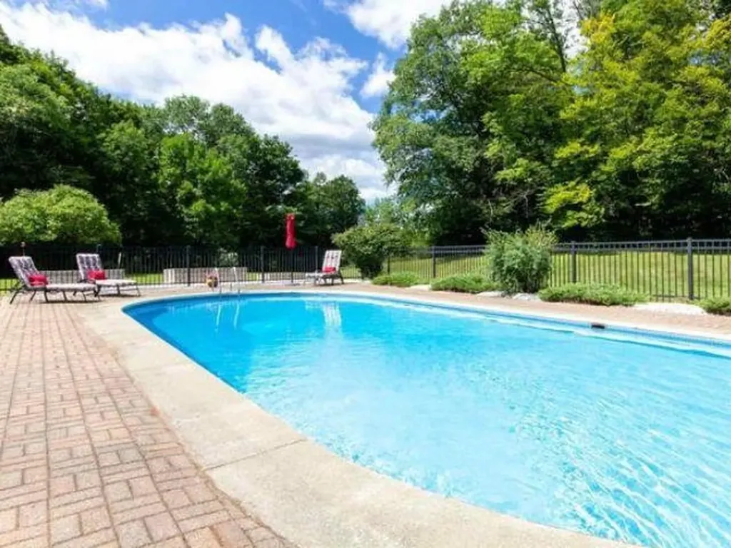 1134 Crosstown Road Berlin VT 05602