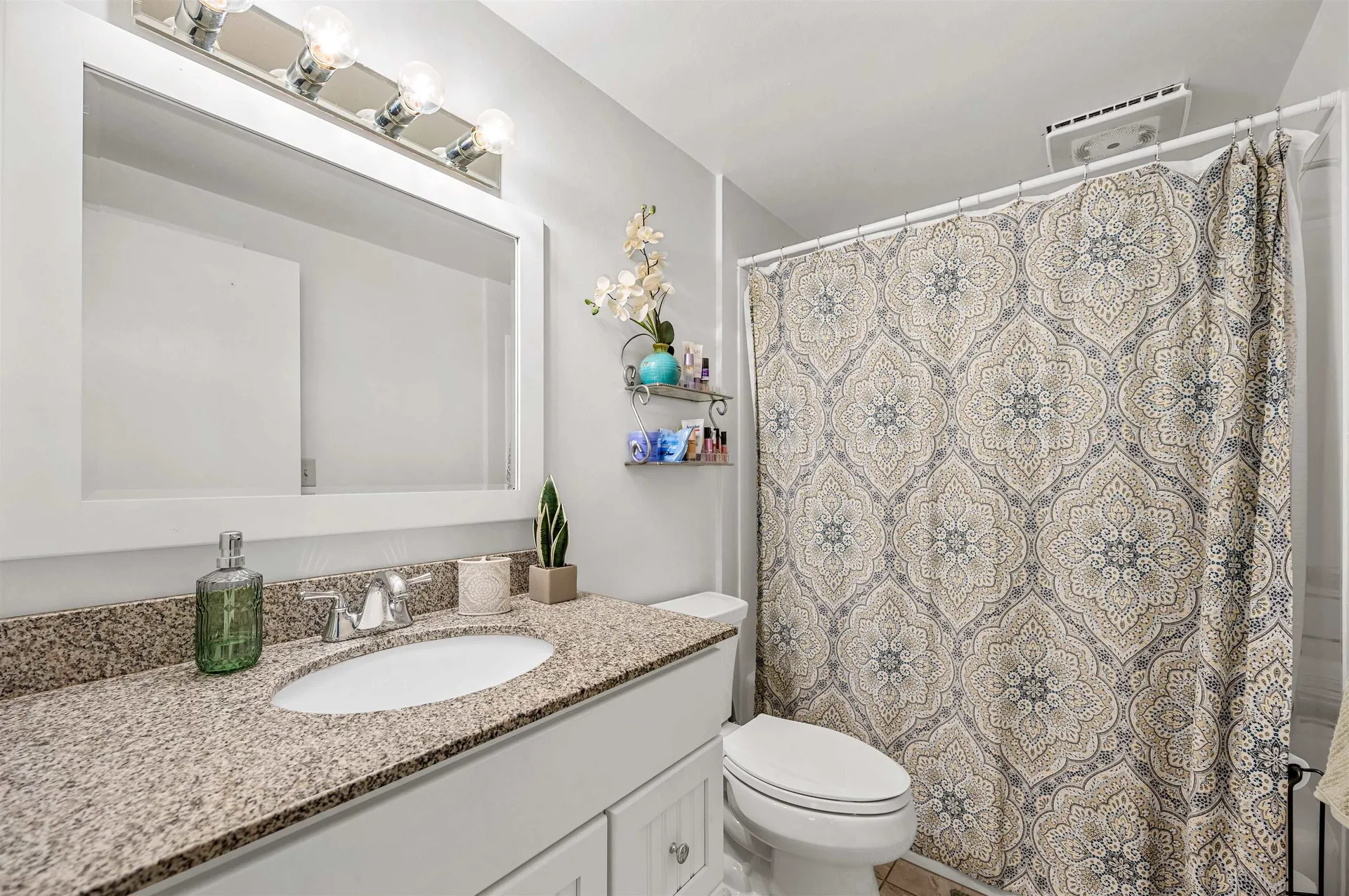 1134 Crosstown Road Berlin VT 05602