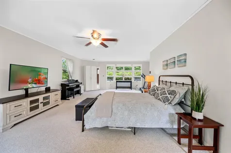 1134 Crosstown Road Berlin VT 05602