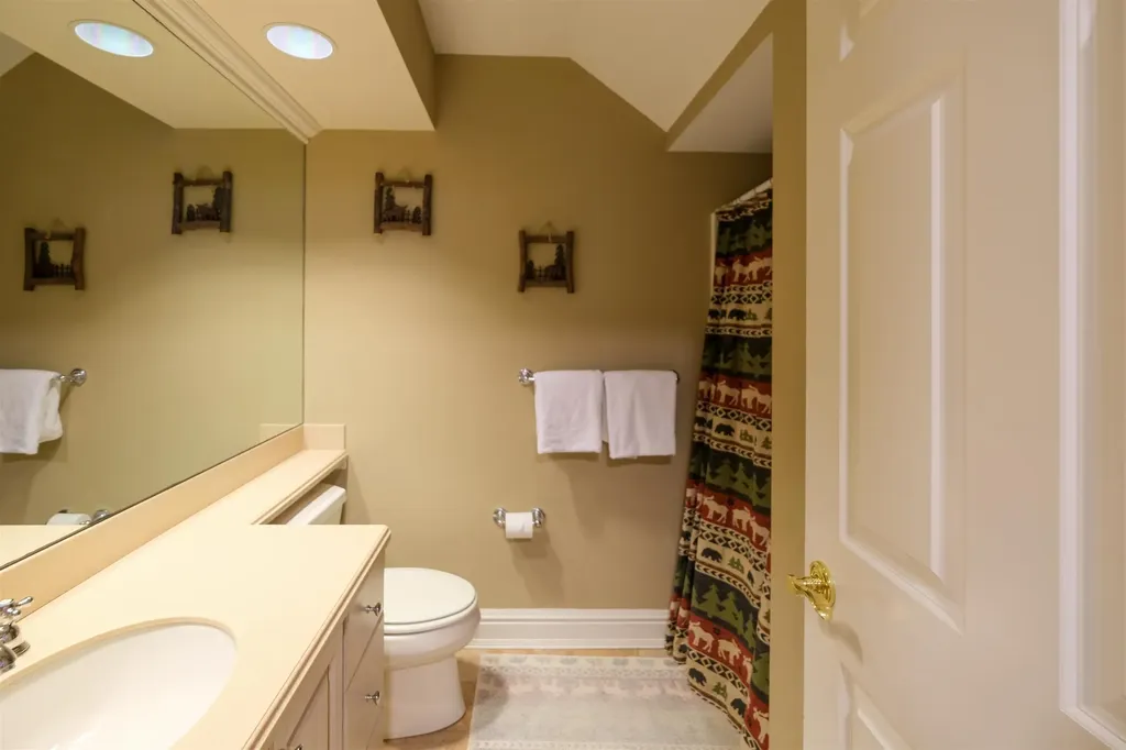 101 Ledgewood Road Ludlow VT 05149