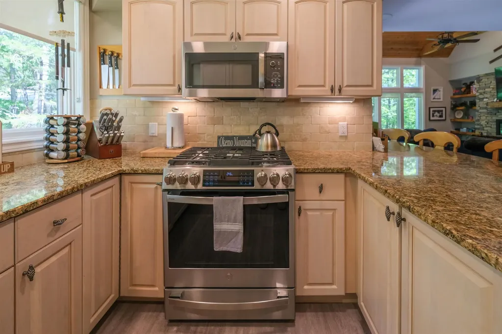 101 Ledgewood Road Ludlow VT 05149