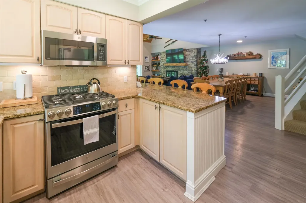 101 Ledgewood Road Ludlow VT 05149