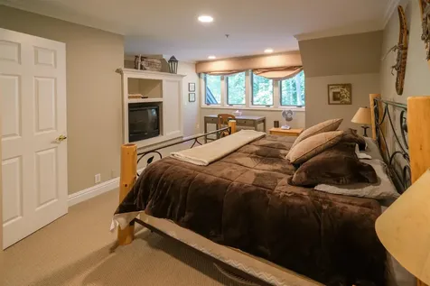 101 Ledgewood Road Ludlow VT 05149