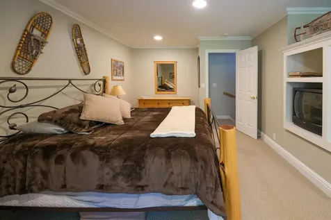 101 Ledgewood Road Ludlow VT 05149