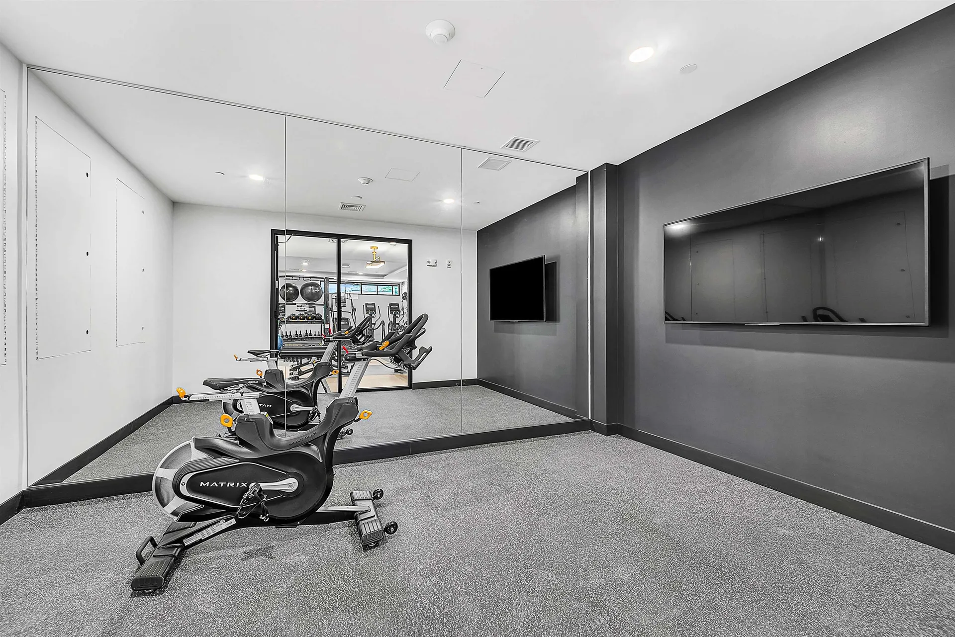 80 Constitution Avenue Portsmouth NH 03801