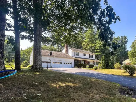 4 Brenda Lane Merrimack NH 03054