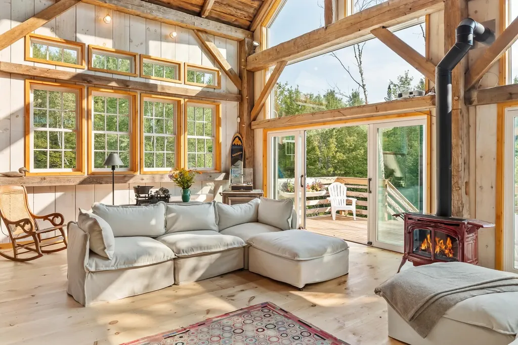 580 Cross Road Londonderry VT 05155