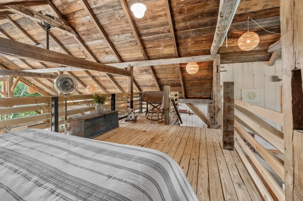 580 Cross Road Londonderry VT 05155