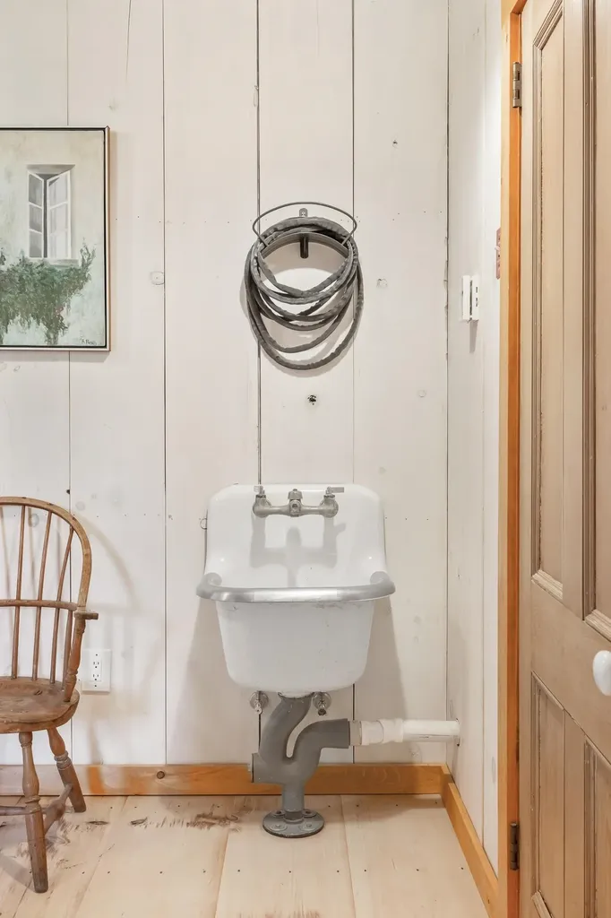 580 Cross Road Londonderry VT 05155